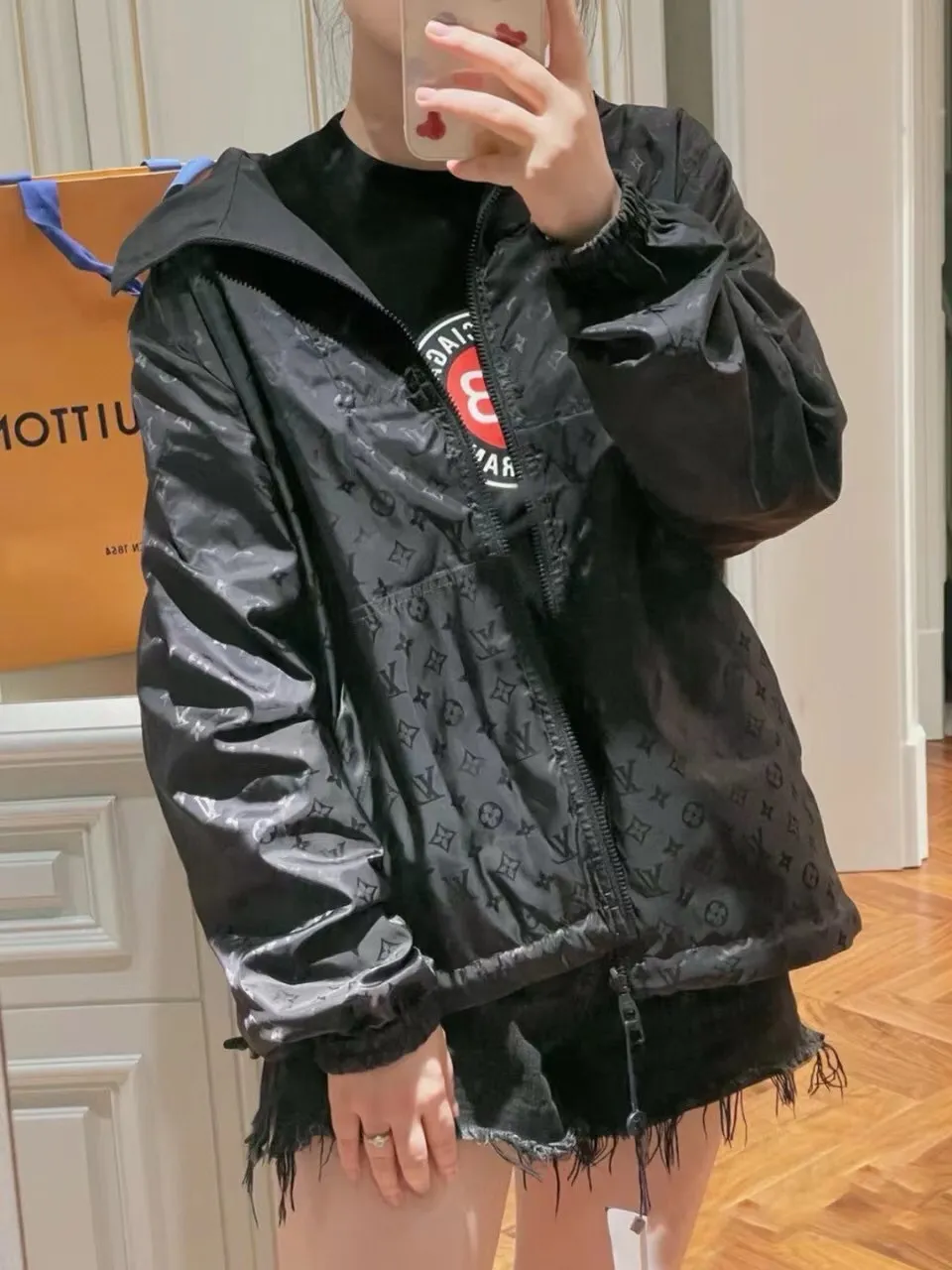 Louis Vuitton/